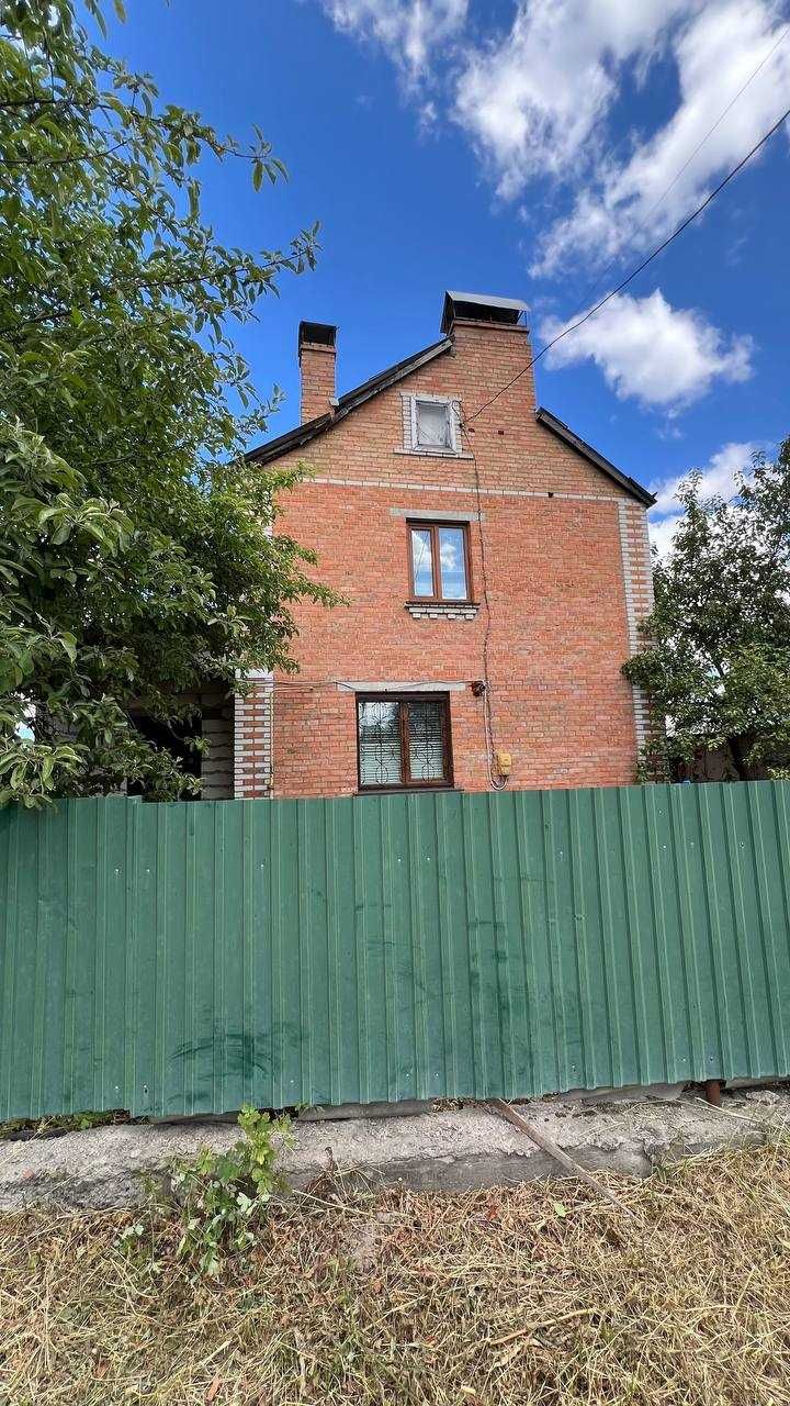 Продаж 2 поверхового будинку 82.6 кв. м, на вул. Гагаріна