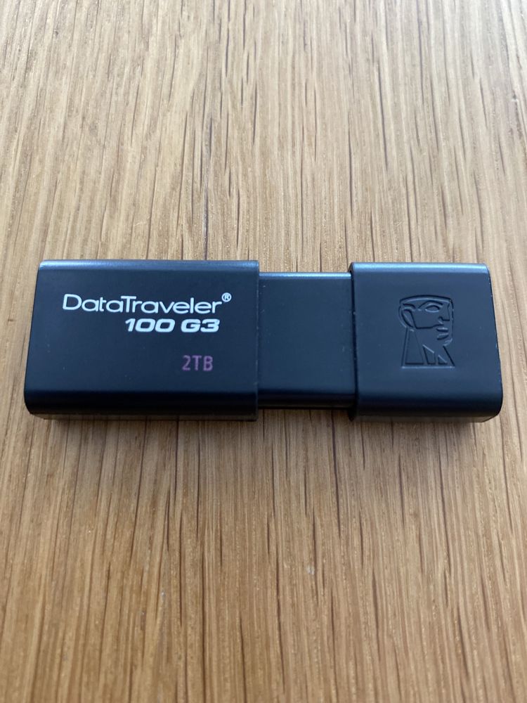 Pen drive Kingston 2 TB TeraBytes