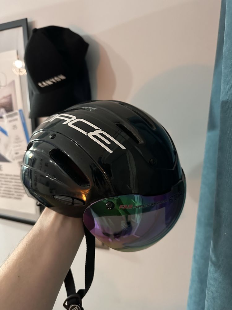 Kask rowerowy aero Force