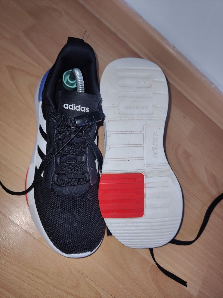 Markowe buty Adidas Racer Shoes r 36 czarne damskie obuwie do biegania