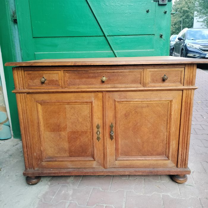 Komoda dębowa z drzwiczkami i szufladami