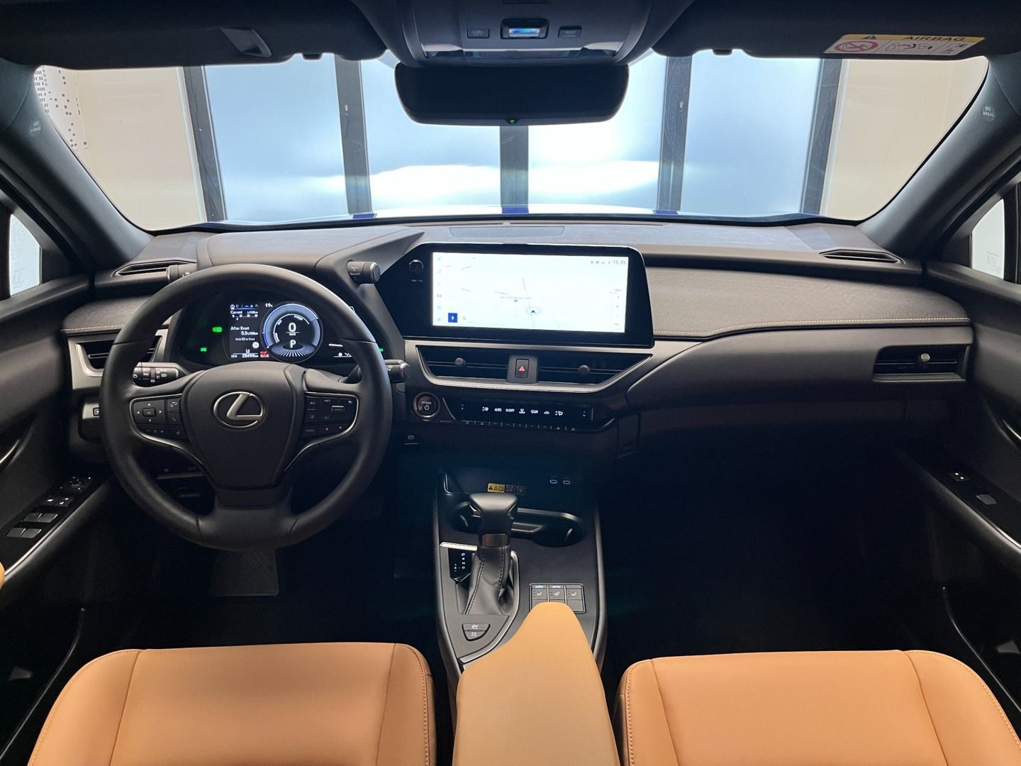 Lexus UX 250h F Sport Design, VAT23%, serwis ASO