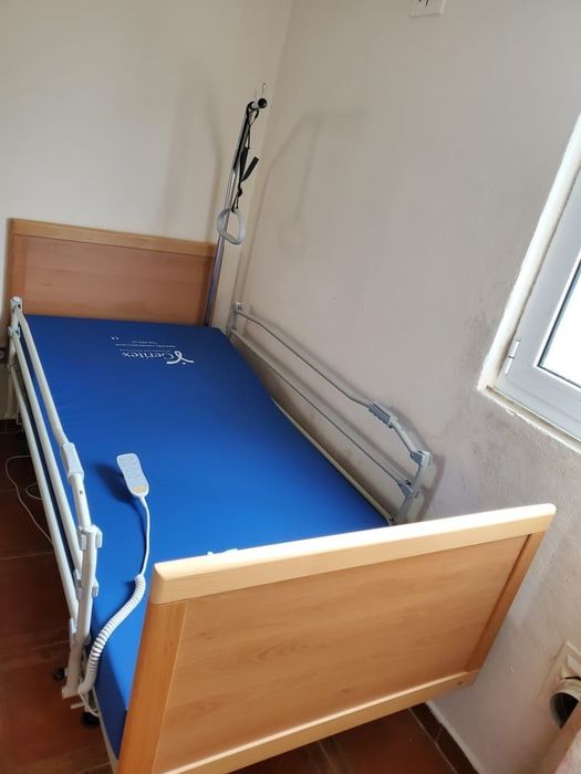 Cama articulada para adulto