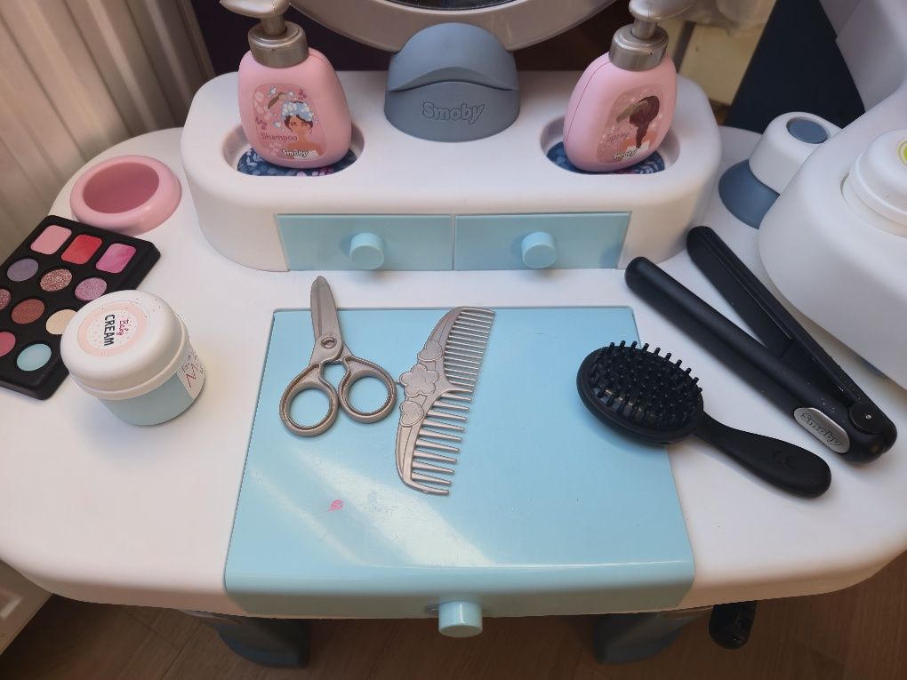 Beauty center smoby toaletka dla dziewczynki