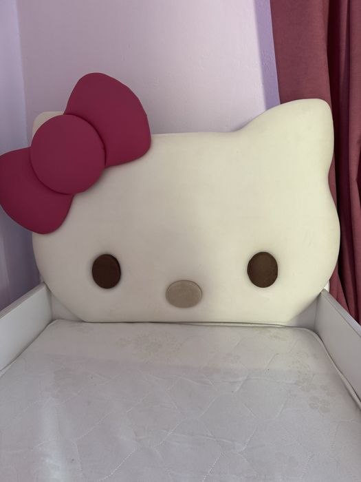 Дитяче ліжечко Hello kitty