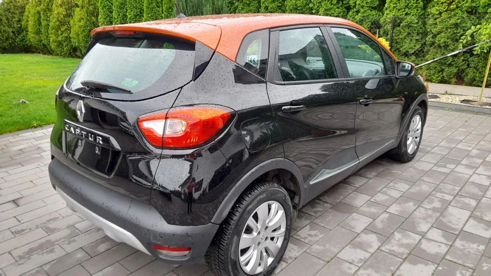 Renault Captur 1.5 Dci Navi Tempomat Climatronic Ledy Czujniki parkowania Felgi