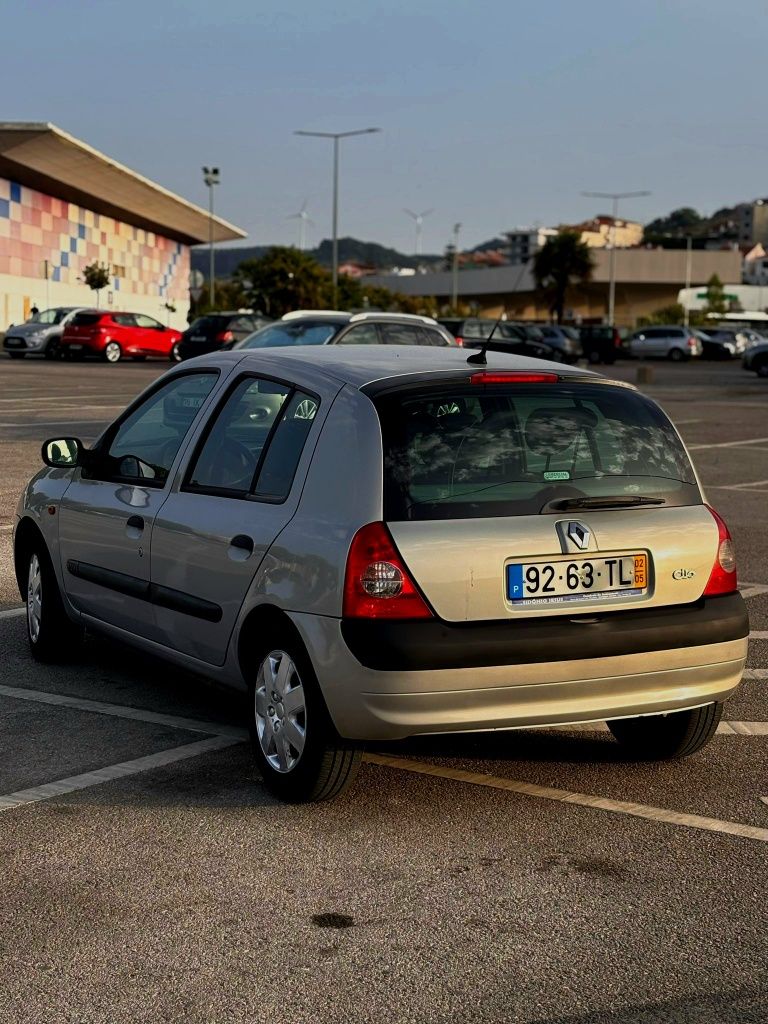 Vendo renaul clio