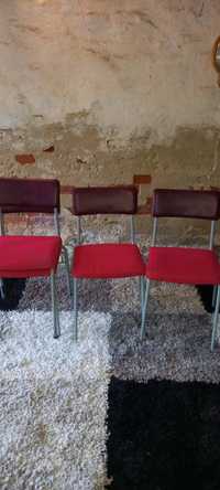Krzesła osiem  sztuk