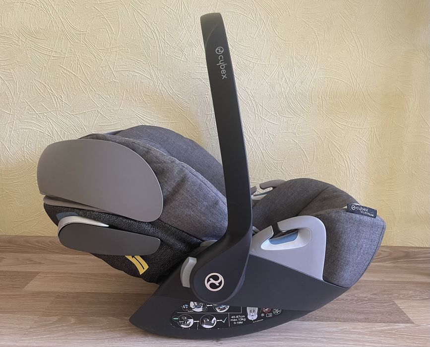 Автокрісло Cybex Cloud Z plus