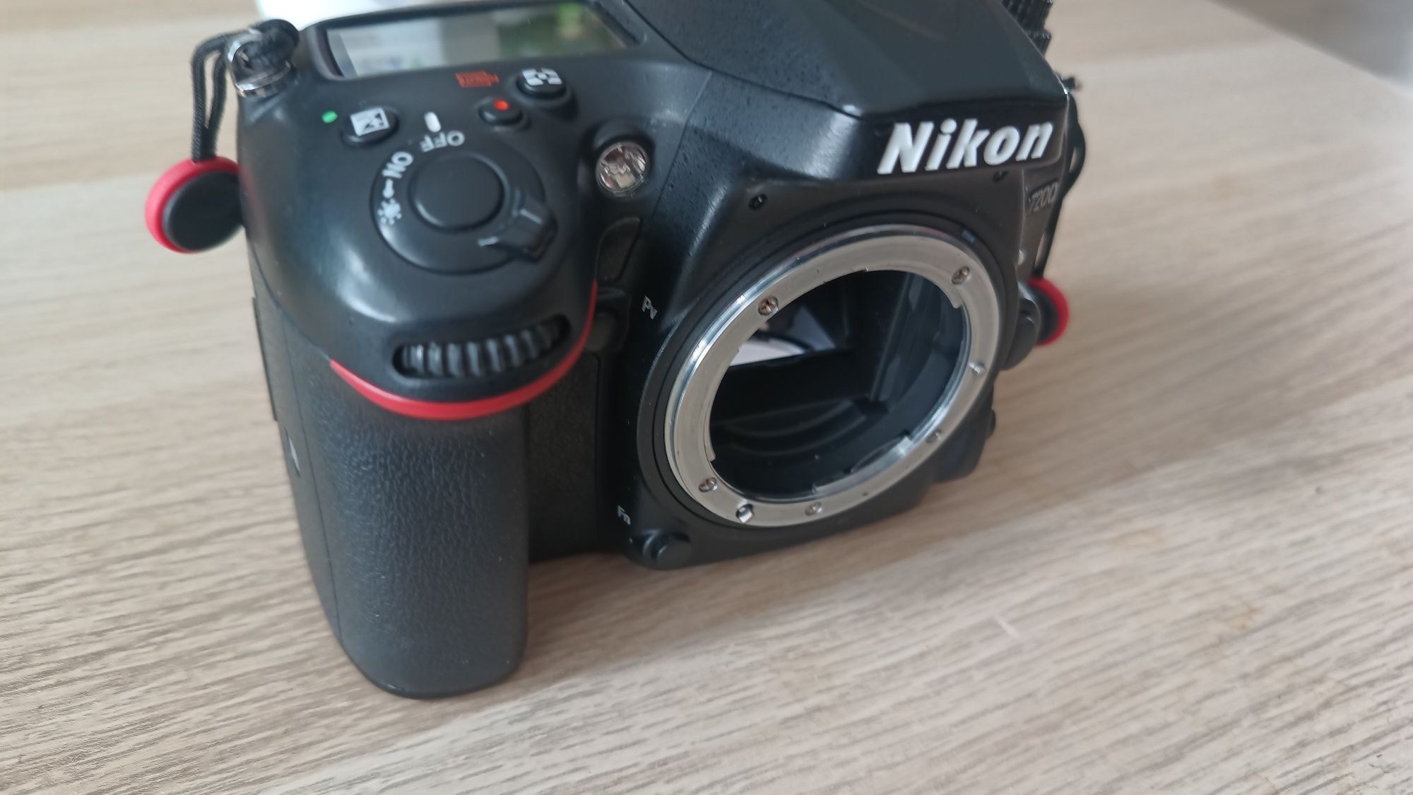 Lustrzanka Nikon D7200