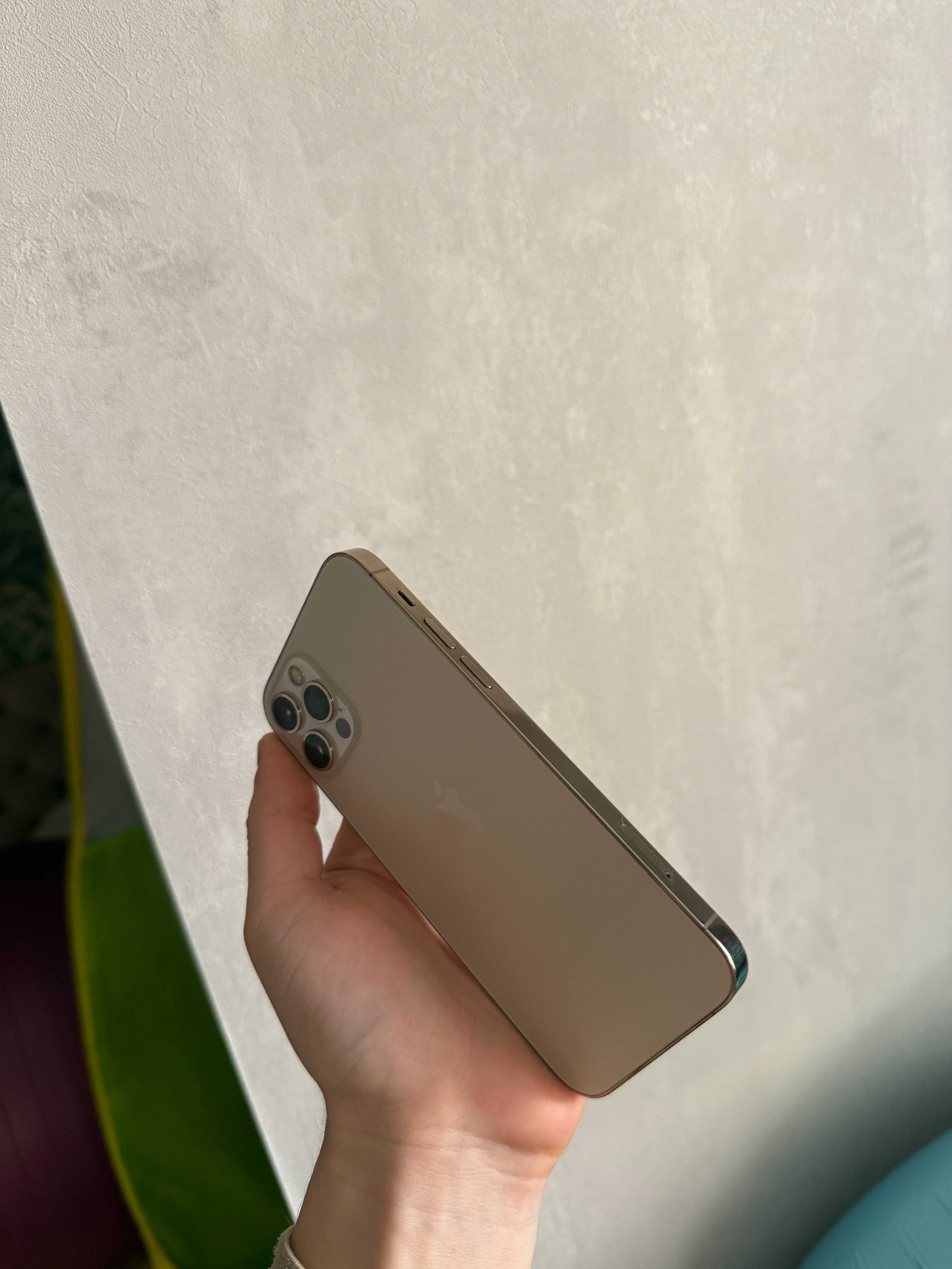 iPhone 12Pro Gold 256GB Neverlock 12 про 256Гб 100%акум ідеал TRADE-IN