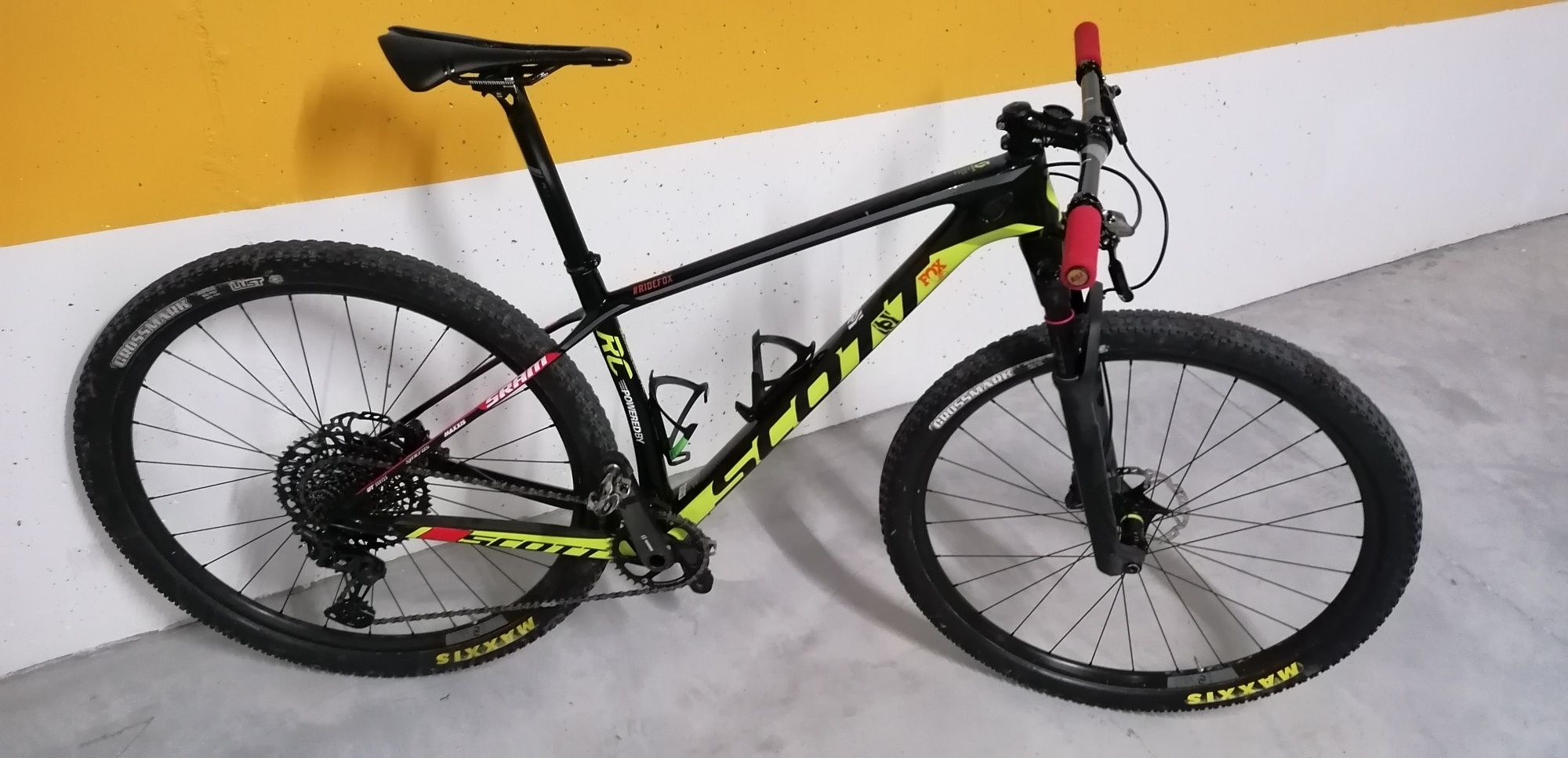 Scott addict rc +scale rc