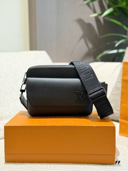 Мужская сумка  Мессенджер Louis Vuitton кроссбоди купить сумку луі