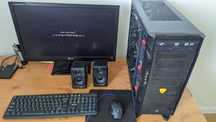Komputerc Pc  z monitorem  i akcesoriami mysz/klawiatura/głośniki