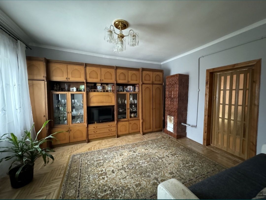 Продаж 3 кім. квартири 63м2 вул. І.Сеник м. Борислав