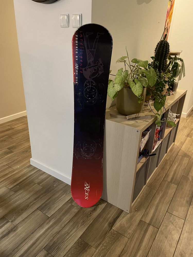 Axces 140 deska snowboardowa 140cm