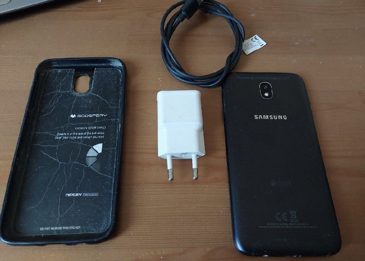 Smartfon Samsung Galaxy J7 16GB 100% sprawny z lekko pękniętym ekranem