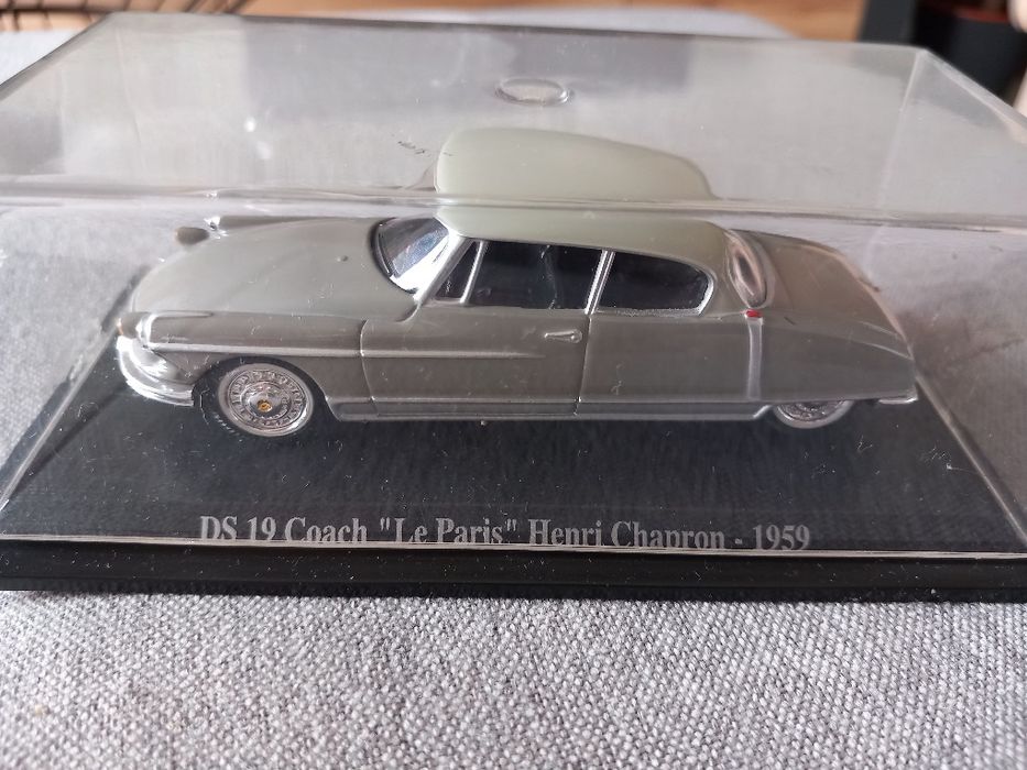 Citroën DS coach  Henri Chapron.