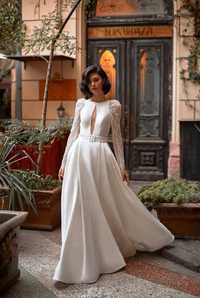 Сукня весільна бренду Daria Karlozi, 2022 рік