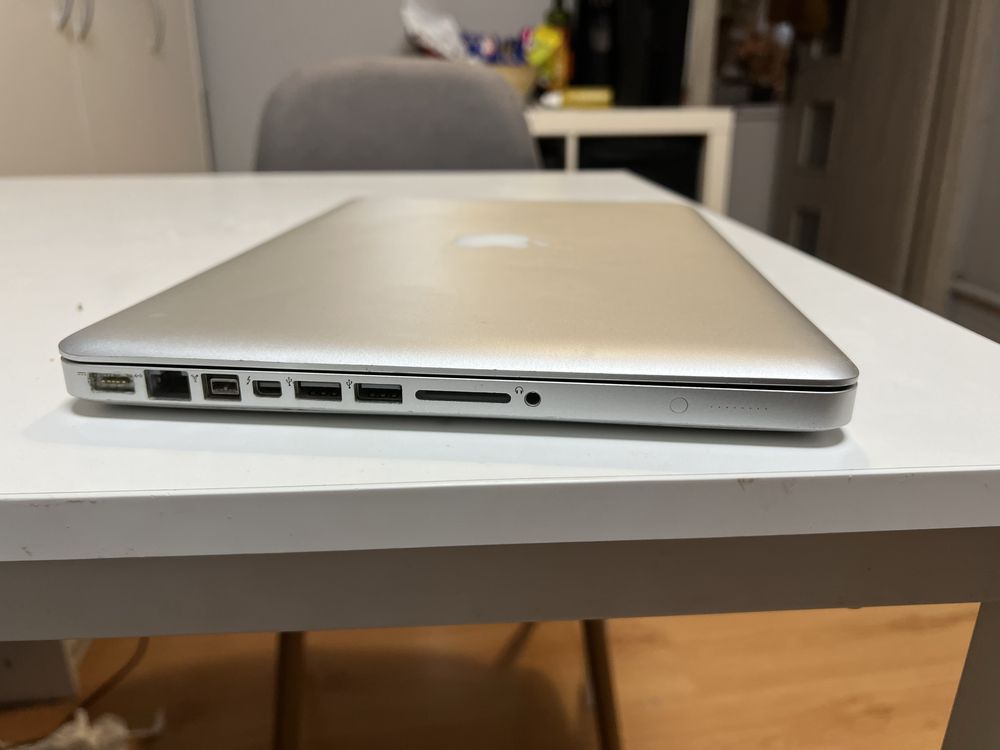 Apple MacBook Pro 13   core i5/ram 16/128ssd