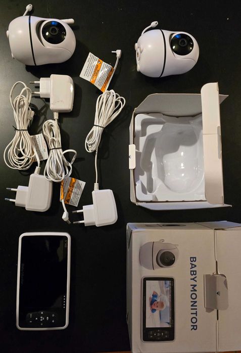 Monitor de bebé com duas câmaras...