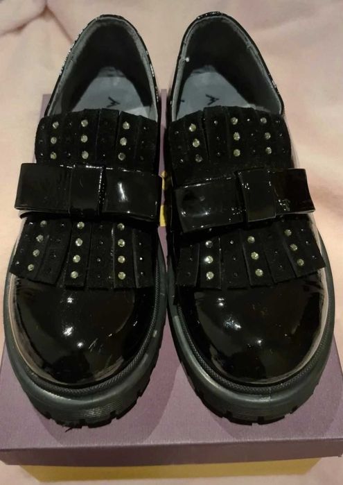 Sapato em verniz Andrea Morelli