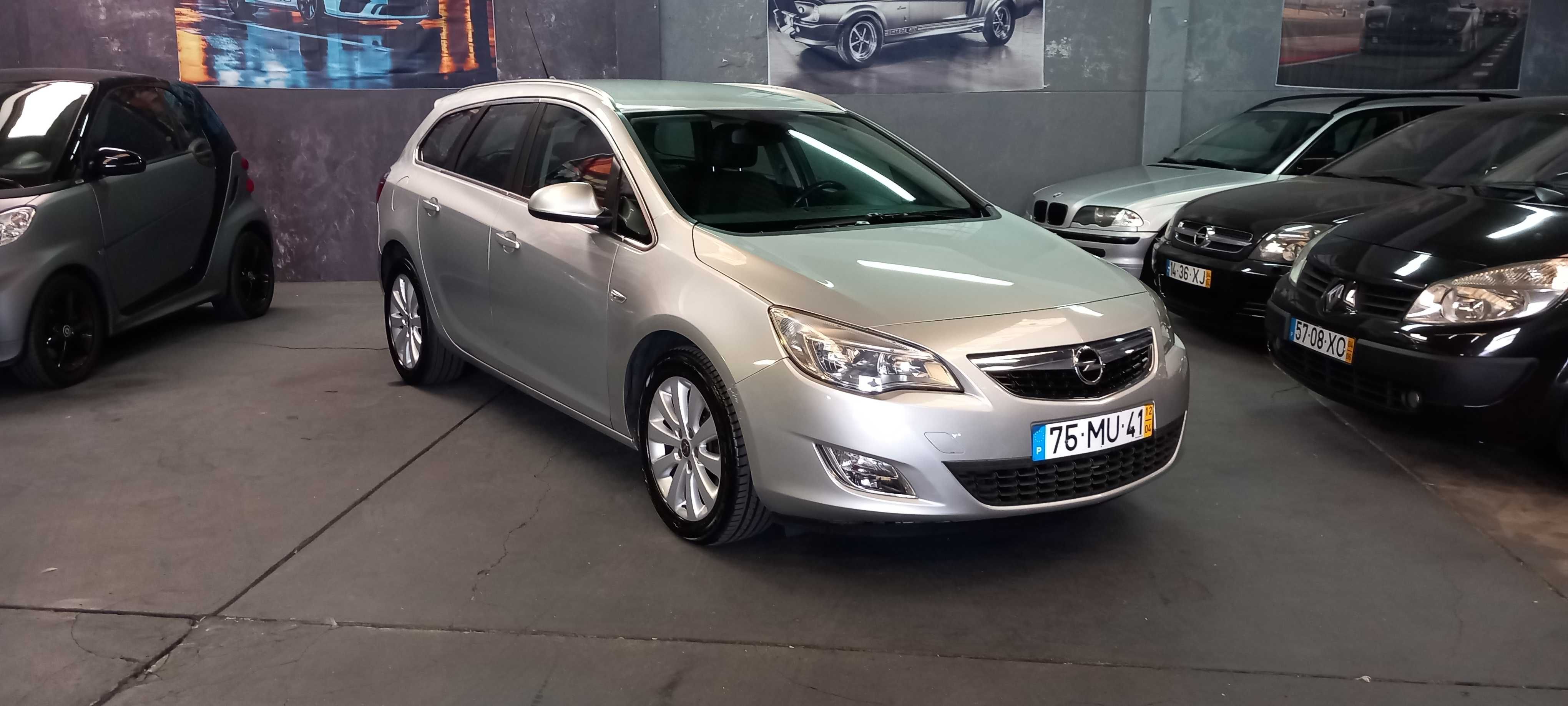 Opel Astra Sports Tourer 1.7 CDTI Cosmo 130CV Nacional
