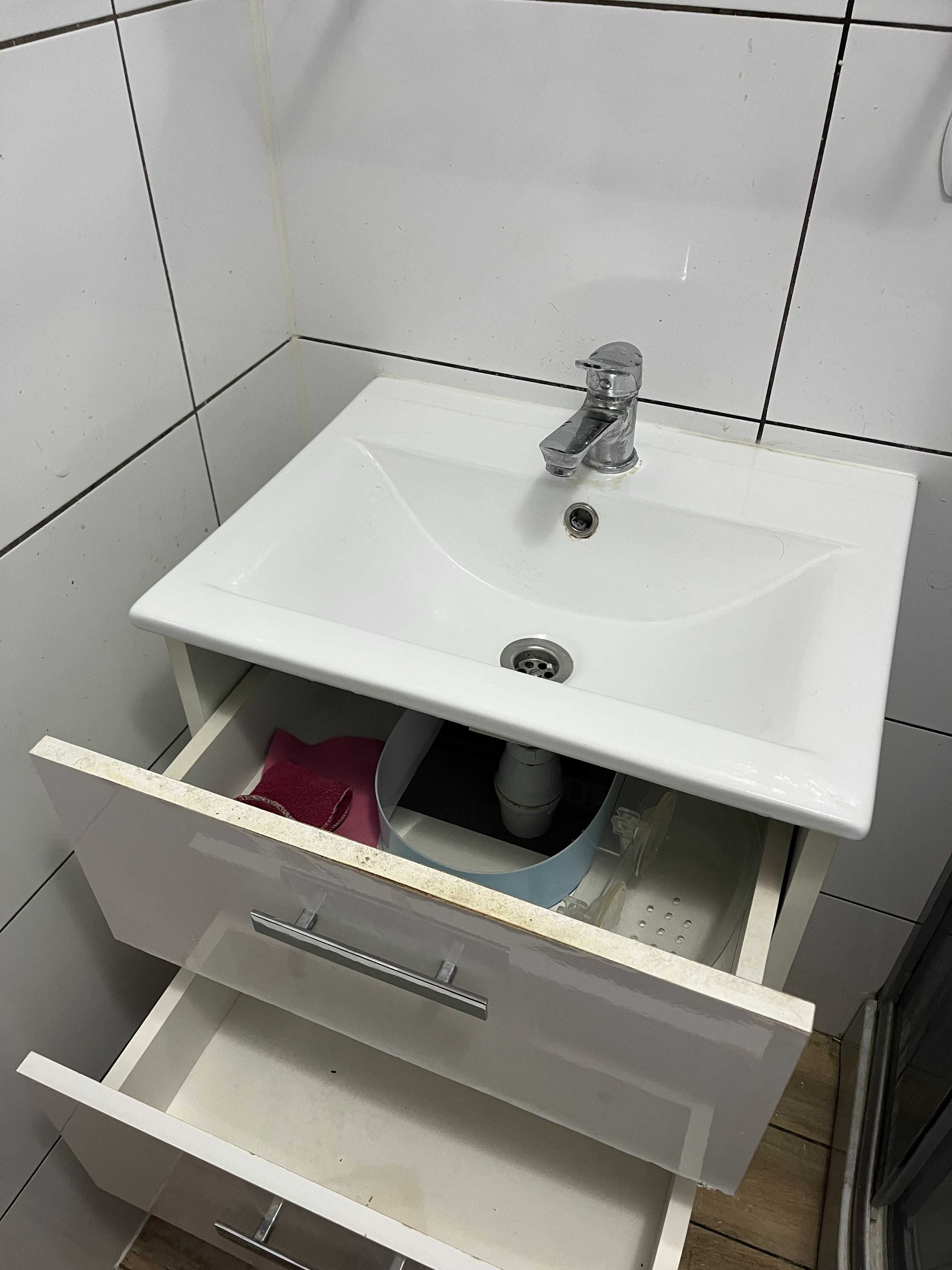 Szafka łazienkowa ze zlewem 50cm / umywalką i baterią