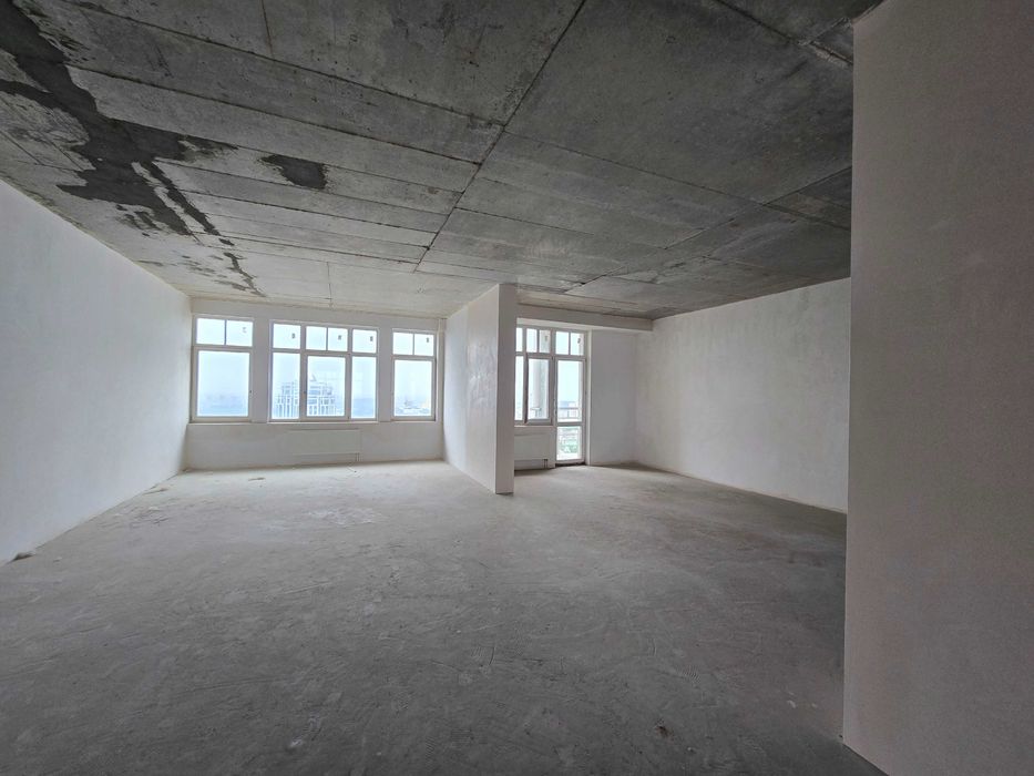 Найкраща квартира(490м2)з терасою та видом на Дніпро,на Грушевского 9