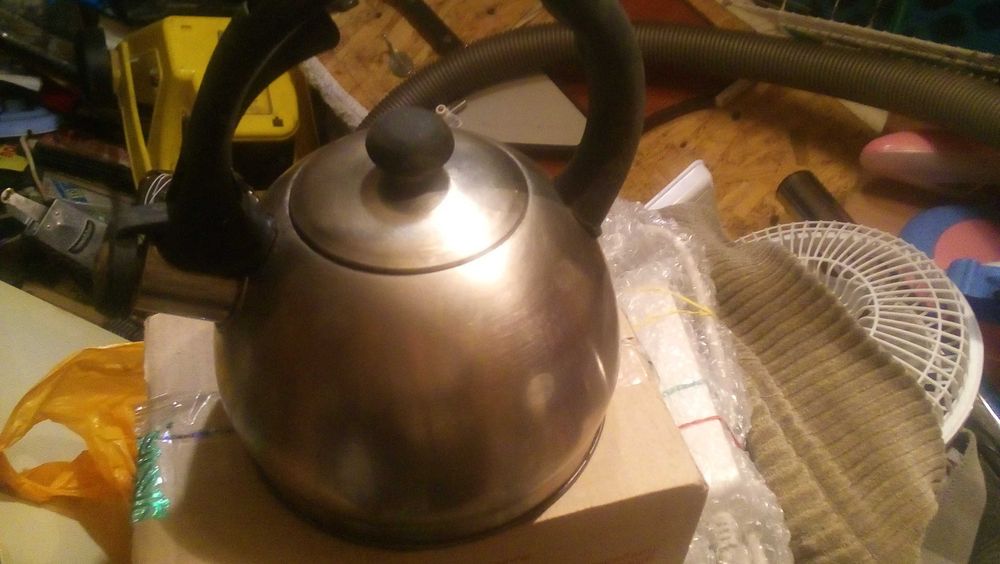чайник эмалерованный  и  нержавейка