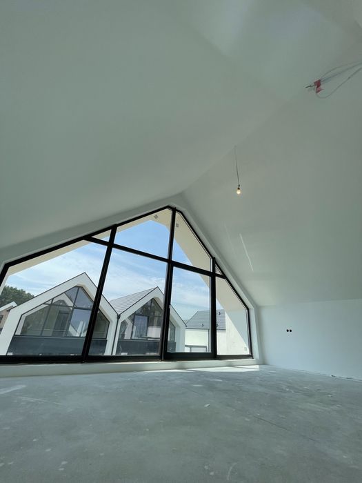 Sufity podwieszane , Szpachlowanie, malowanie. Wykonczenia wnetrz