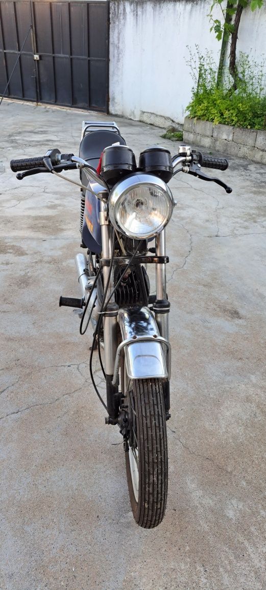 Motorizada Casal K602