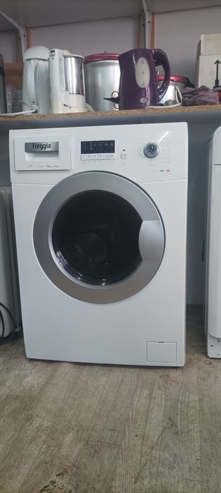 Пральна стиральная машина Indesit freggia Gostway  з Німеччини