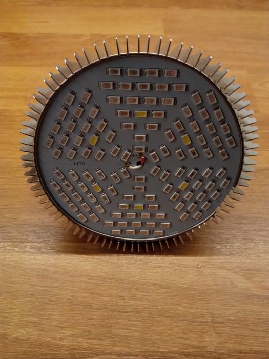 Żarówka LED do uprawy roślin, 80W, 120 diod, E27