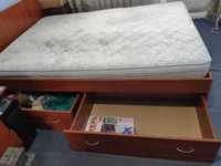 Ліжко двоспальне з внутрішніми шухлядами
