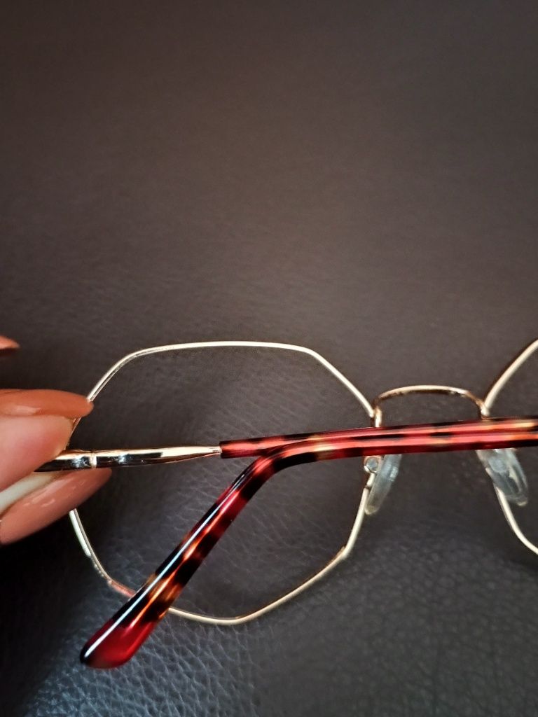 Oprawki do okularów nowe