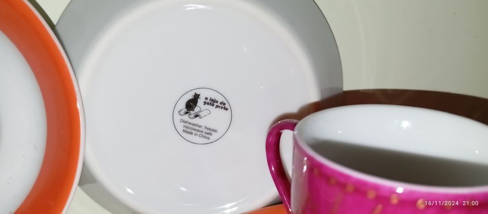 Chávena de café +pires o Gato Preto