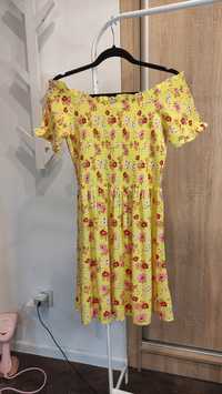 Żółta sukienka cropp rozmiar M wiskoza kwiaty wiosna lato