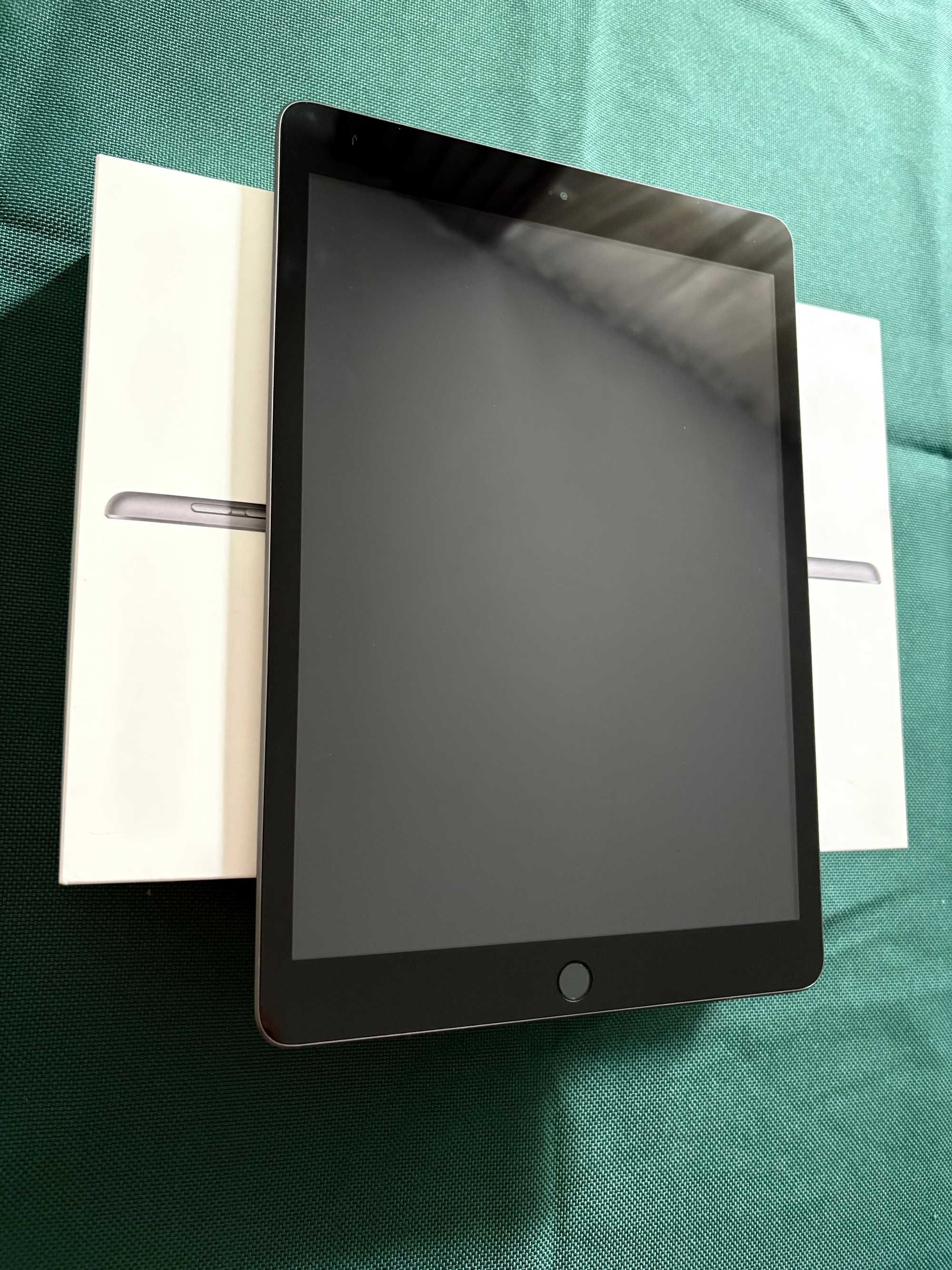 BATERIA 100% iPad 9 64GB wifi szary stan super