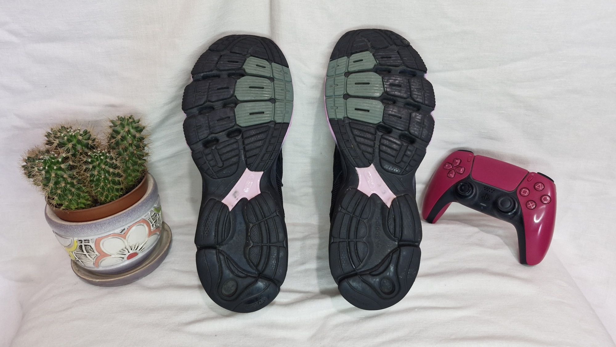 Жіночі Кросівки Adidas.Розмір 42