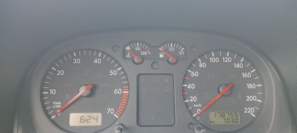 VW Golf 4 1.4 16v benzyna