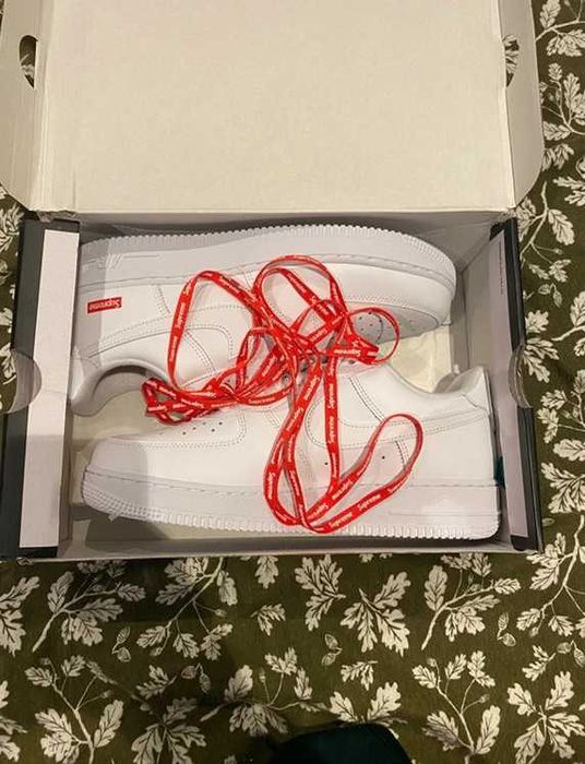 "Buty sportowe "Nike_Air_Force_1_Low_Supreme_White_ Rozmiar 44.5