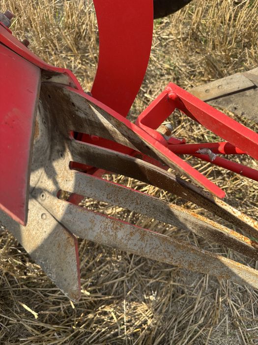 Akpil KM180  Pług obrotowy ażurowy 5 skibowy