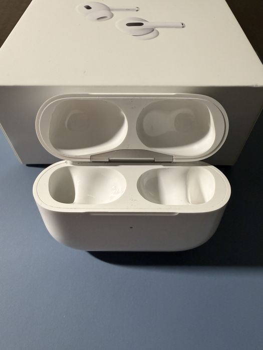 AirPods Pro 2 lightning