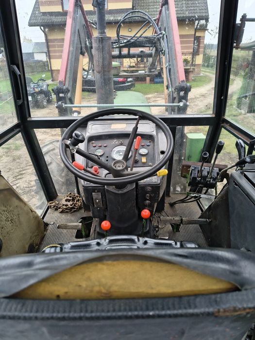 John Deere 3130 z turem. Stan bardzo dobry