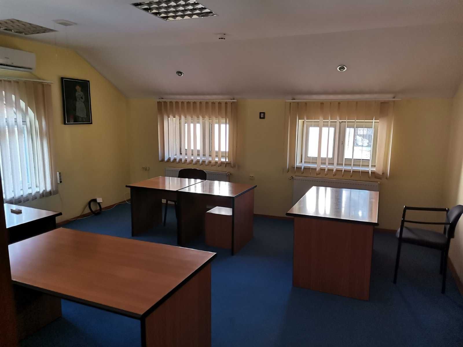 Оренда офісу на вул. Гайдамацька (Заводська). 100кв.м. 3кабінети