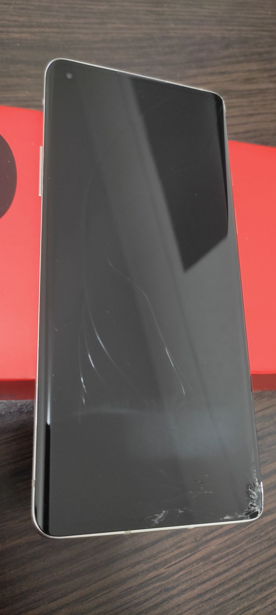 One plus 8 8/128