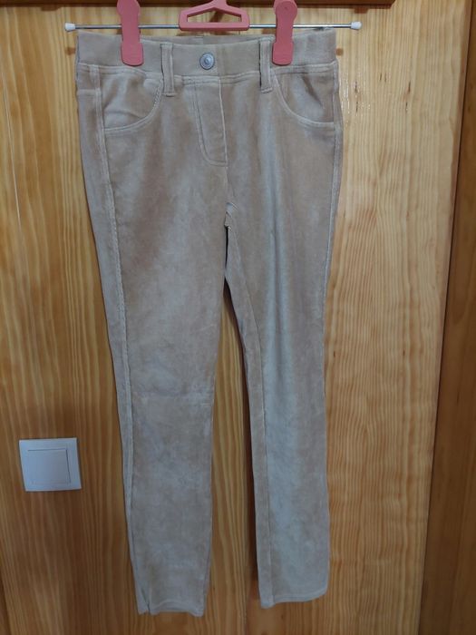 Calças beges benetton 8 anos