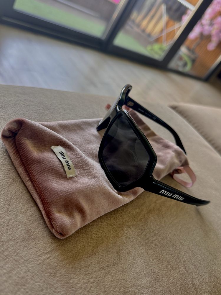 Oculos de sol Miu Miu