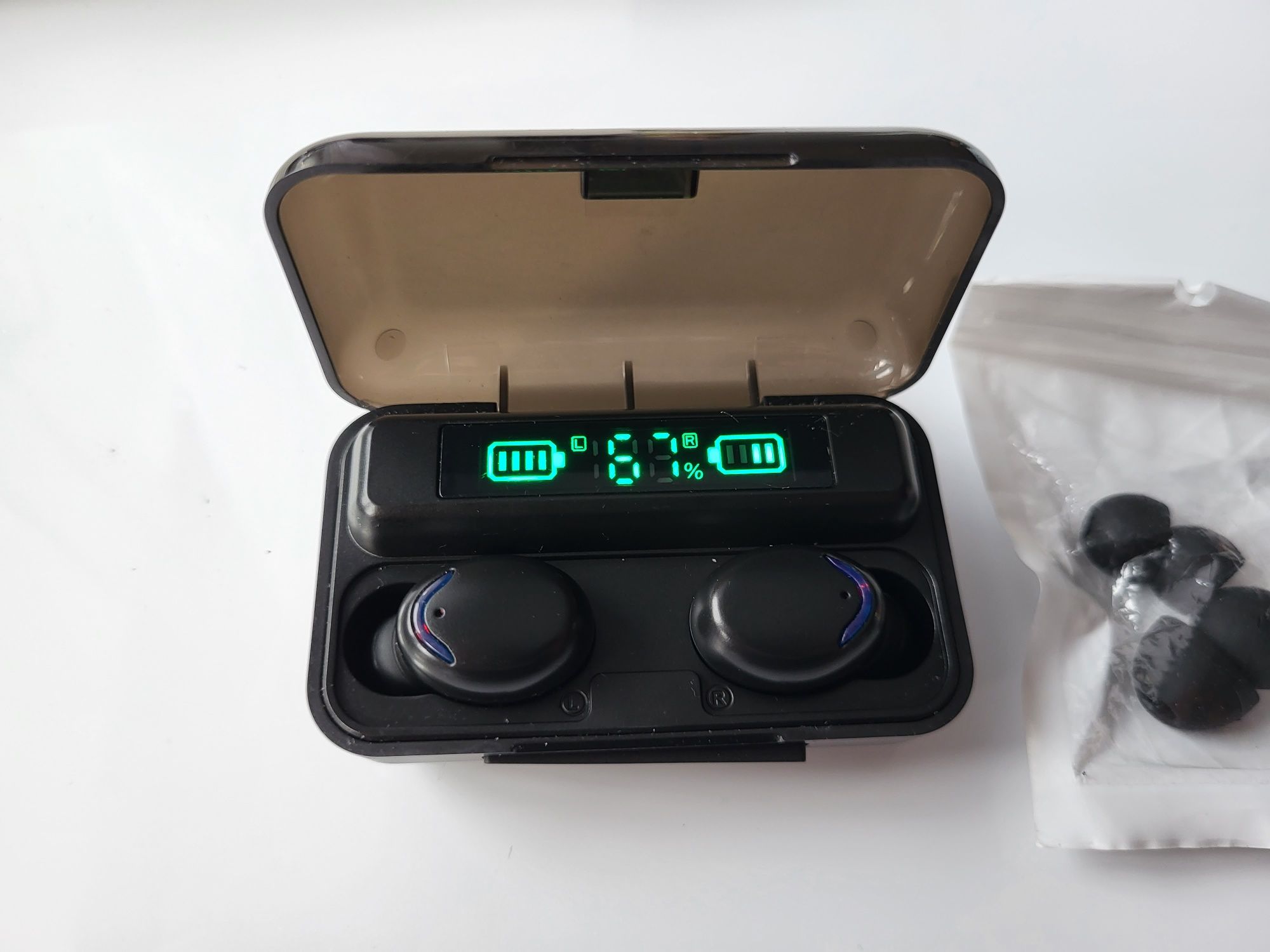 Słuchawki Bluetooth bezprzewodowe TWS F9 z opcją Powerbanka